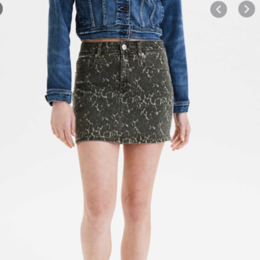 COPY - NWT AMERICAN EAGLE HI-RISE MINI SKIRT❤️❤️❤️❤️